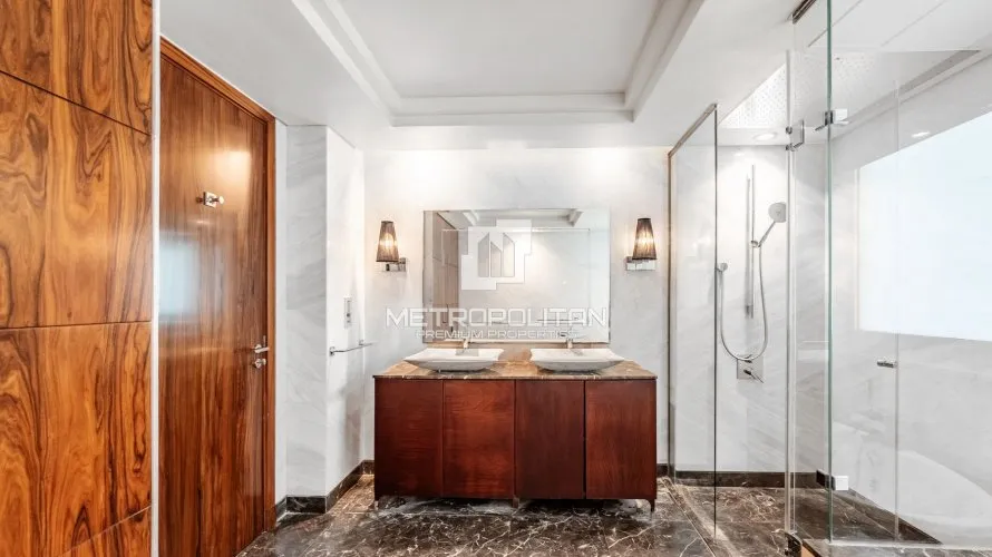 4 غرف نوم منزل ذو طابقين في Marina Residences, الإمارات العربية المتحدة رقم 993 № 12