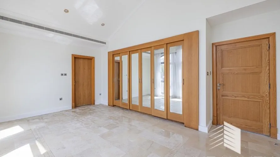 6 غرفة نوم  فيلا في Signature Villas, الإمارات العربية المتحدة رقم 295 № 9