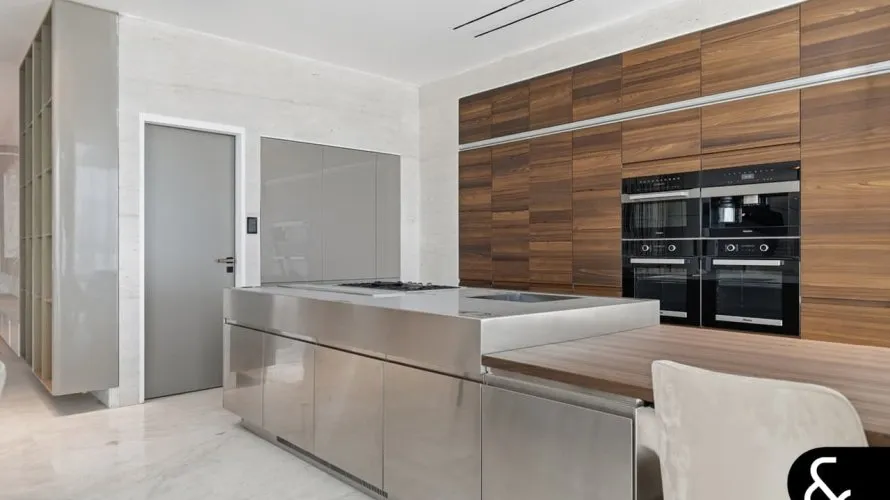 6 غرفة نوم  فيلا في Signature Villas, الإمارات العربية المتحدة رقم 1366 № 17