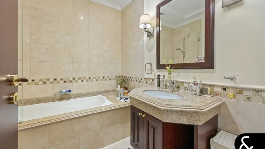 6 غرفة نوم  فيلا في Signature Villas, الإمارات العربية المتحدة رقم 1052 № 18