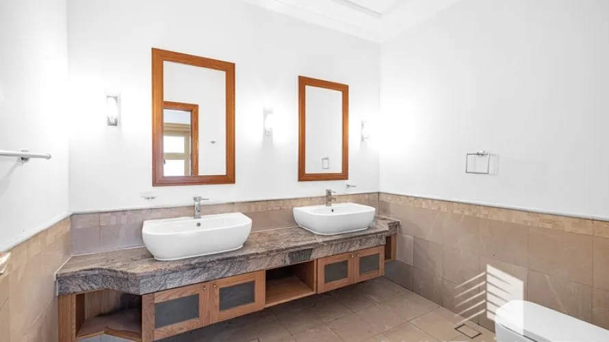 6 غرفة نوم  فيلا في Signature Villas, الإمارات العربية المتحدة رقم 295 № 20