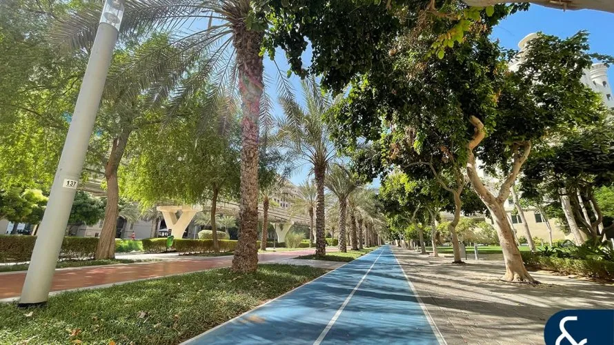 1 غرف نوم شقة في Shoreline Apartments, الإمارات العربية المتحدة رقم 1053 № 4