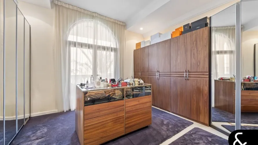 6 غرفة نوم  فيلا في Signature Villas, الإمارات العربية المتحدة رقم 1052 № 15