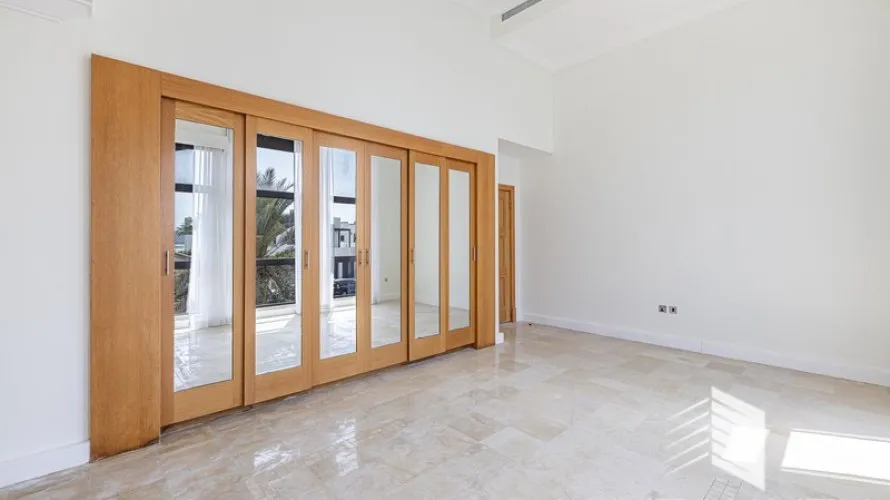 6 غرفة نوم  فيلا في Signature Villas, الإمارات العربية المتحدة رقم 295 № 8