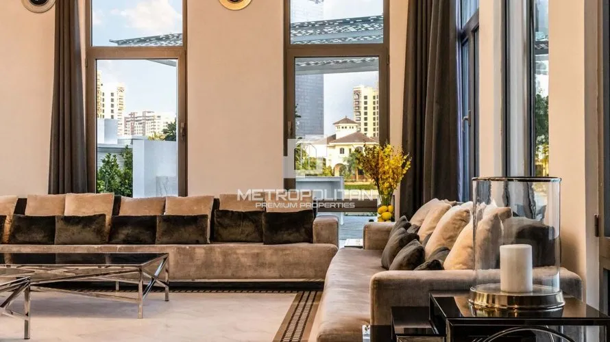 6 غرفة نوم  فيلا في Signature Villas, الإمارات العربية المتحدة رقم 969 № 13