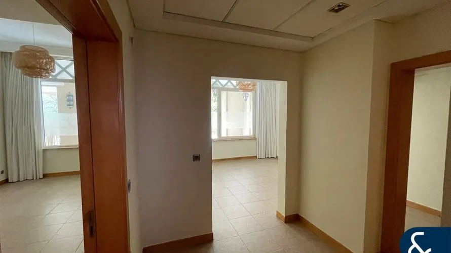 1 غرف نوم شقة في Shoreline Apartments, الإمارات العربية المتحدة رقم 1053 № 11