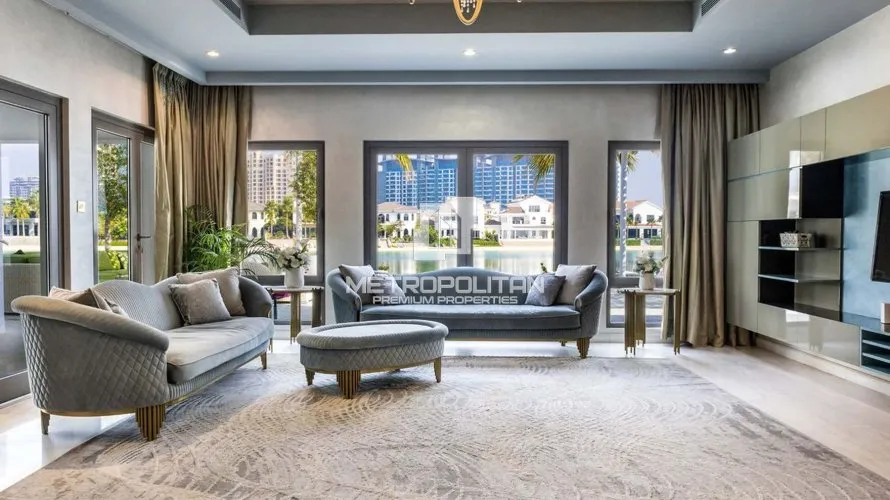 6 غرفة نوم  فيلا في Signature Villas, الإمارات العربية المتحدة رقم 969 № 1