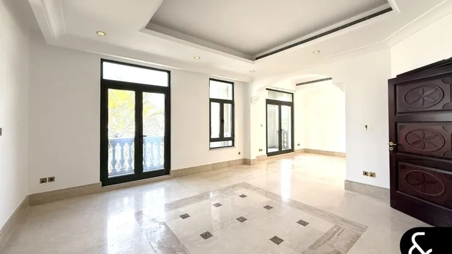 6 غرفة نوم  فيلا في Signature Villas, الإمارات العربية المتحدة رقم 1051 № 9