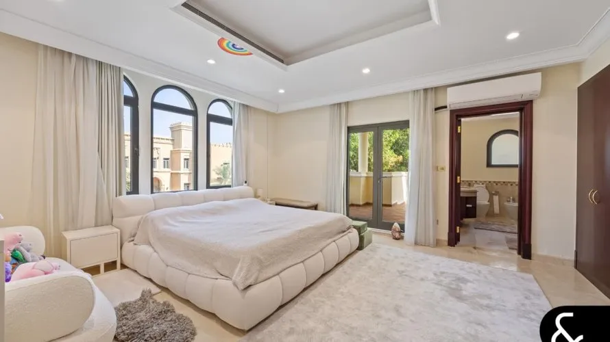 6 غرفة نوم  فيلا في Signature Villas, الإمارات العربية المتحدة رقم 1052 № 27