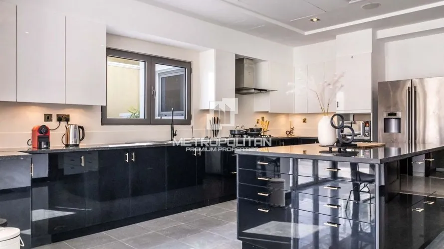 6 غرفة نوم  فيلا في Signature Villas, الإمارات العربية المتحدة رقم 969 № 8