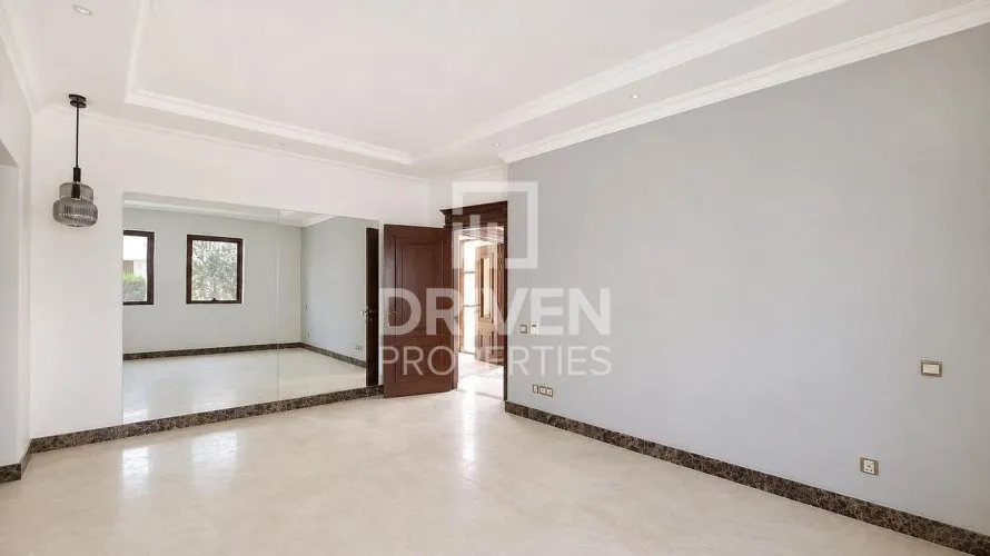 5 غرفة نوم  فيلا في Signature Villas, الإمارات العربية المتحدة رقم 2752 № 24