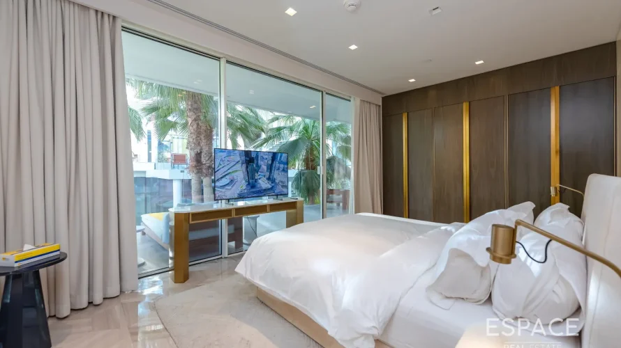 Apartamento de 5 dormitorios en Palm Jumeirah, UAE No. 886 № 10