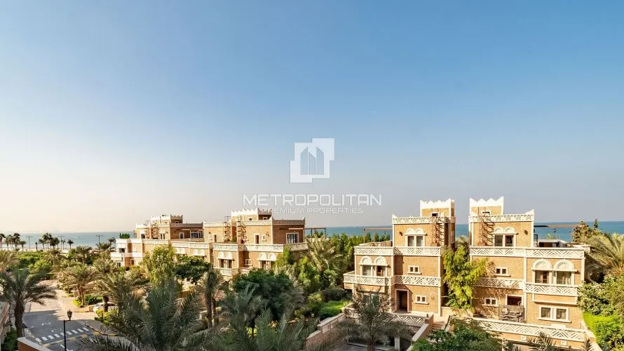 Apartamento de 2 dormitorios en Palm Jumeirah, UAE No. 1037 № 24