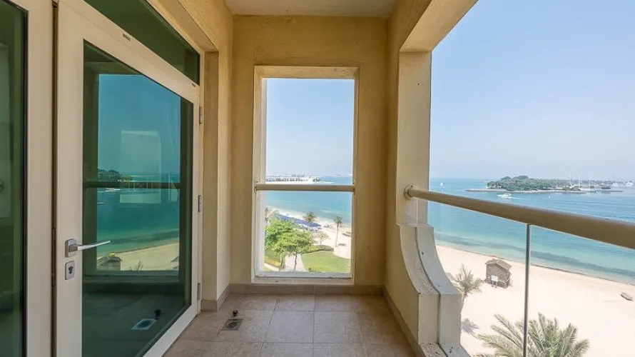 Apartamento de 2 dormitorios en Shoreline Apartments, UAE No. 275 № 15