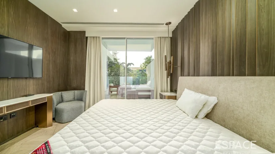 Apartamento de 2 dormitorios en Palm Jumeirah, UAE No. 877 № 2