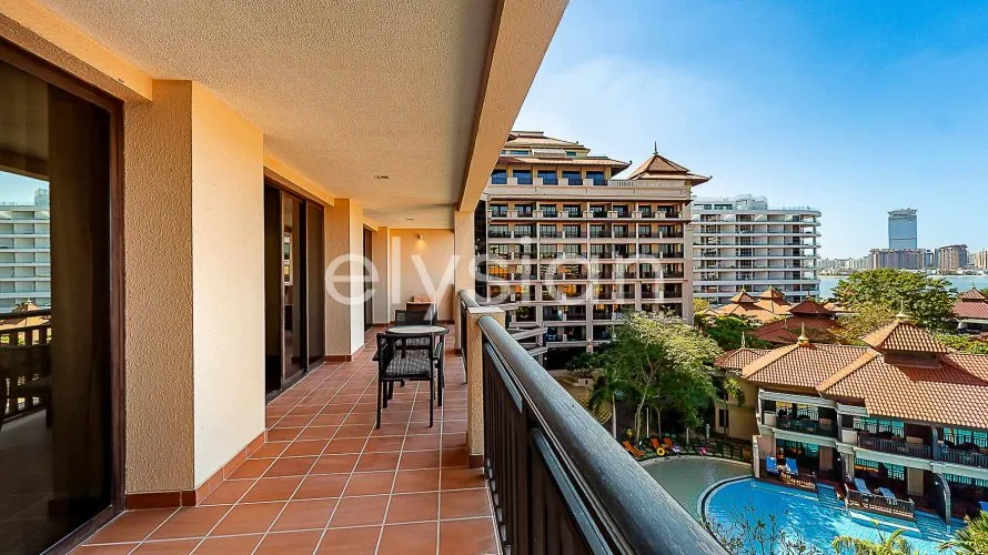 Apartamento de 2 dormitorios en Palm Jumeirah, UAE No. 419 № 2
