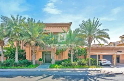 Villa de 5 dormitorios en Signature Villas, UAE No. 359