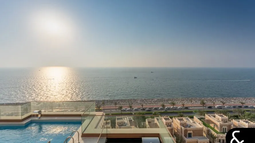 Apartamento de 4 dormitorios en Palm Jumeirah, UAE No. 1046 № 1