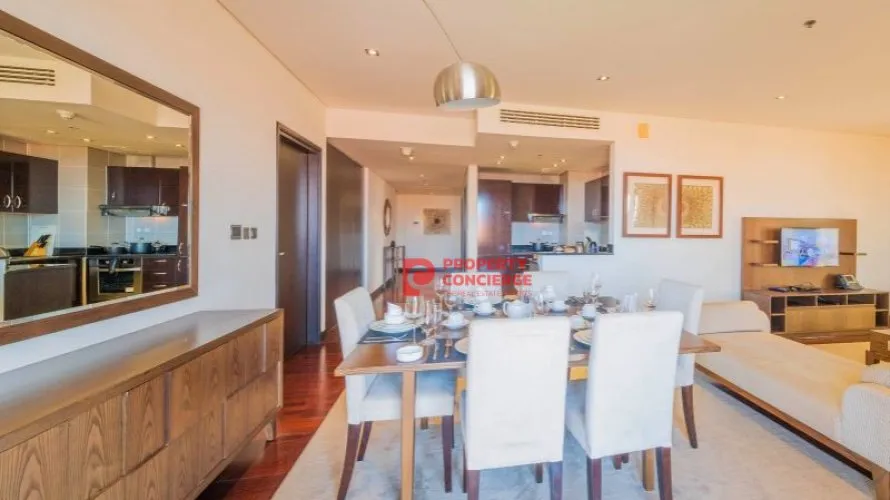 Apartamento de 2 dormitorios en Palm Jumeirah, UAE No. 378 № 3