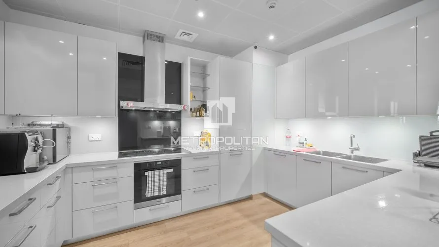 Apartamento de 3 dormitorios en Tiara Residences, UAE No. 1004 № 6