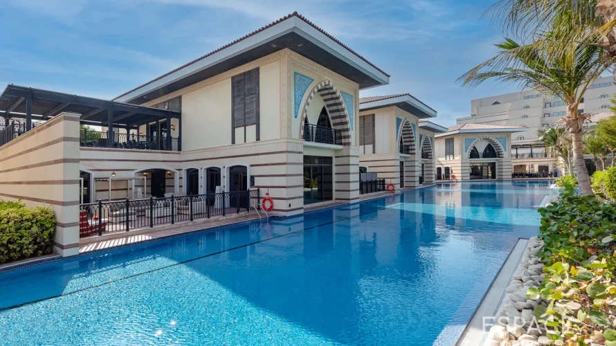 Villa de 4 dormitorios en Palm Jumeirah, UAE No. 870 № 15