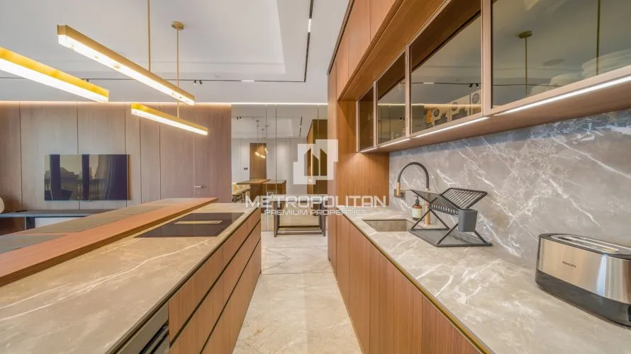 Apartamento de 2 dormitorios en Palm Jumeirah, UAE No. 447 № 8