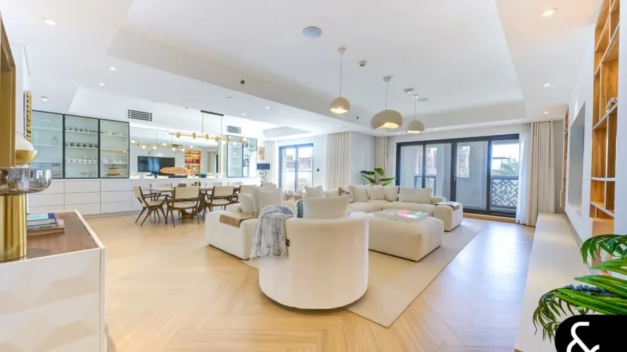 Apartamento de 3 dormitorios en Kingdom of Sheba, UAE No. 1065 № 1