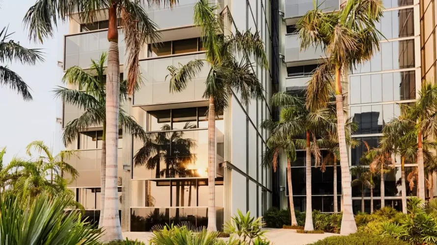 Apartamento de 2 dormitorios en Palm Jumeirah, UAE No. 696 № 2