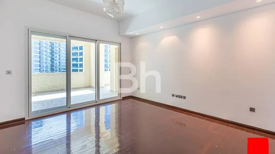 Apartamento de 2 dormitorios en Palm Jumeirah, UAE No. 767