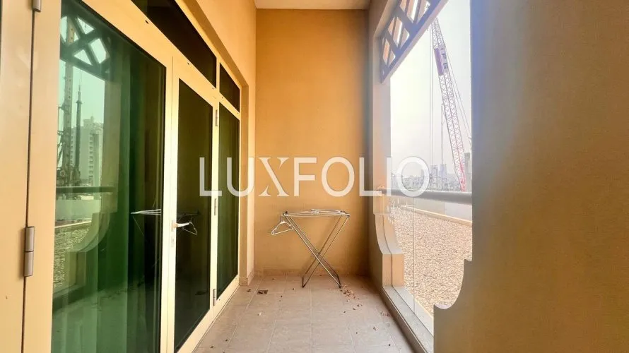 Apartamento de 3 dormitorios en Shoreline Apartments, UAE No. 649