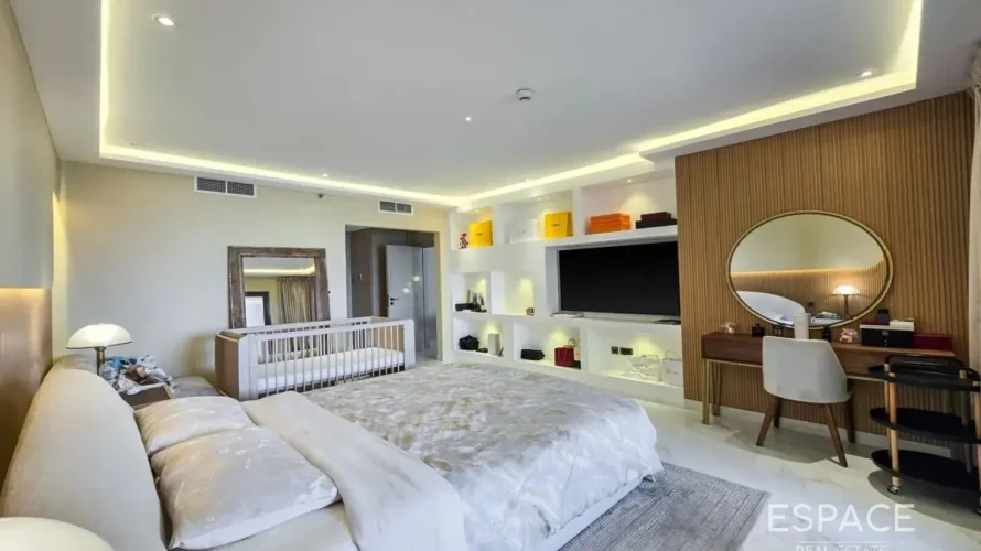 Apartamento de 2 dormitorios en Palm Jumeirah, UAE No. 862