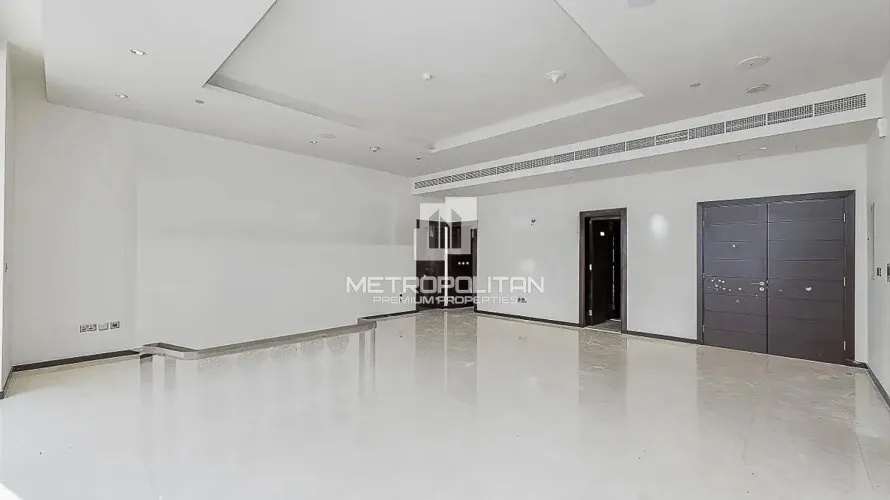Apartamento de 3 dormitorios en Tiara Residences, UAE No. 975 № 1
