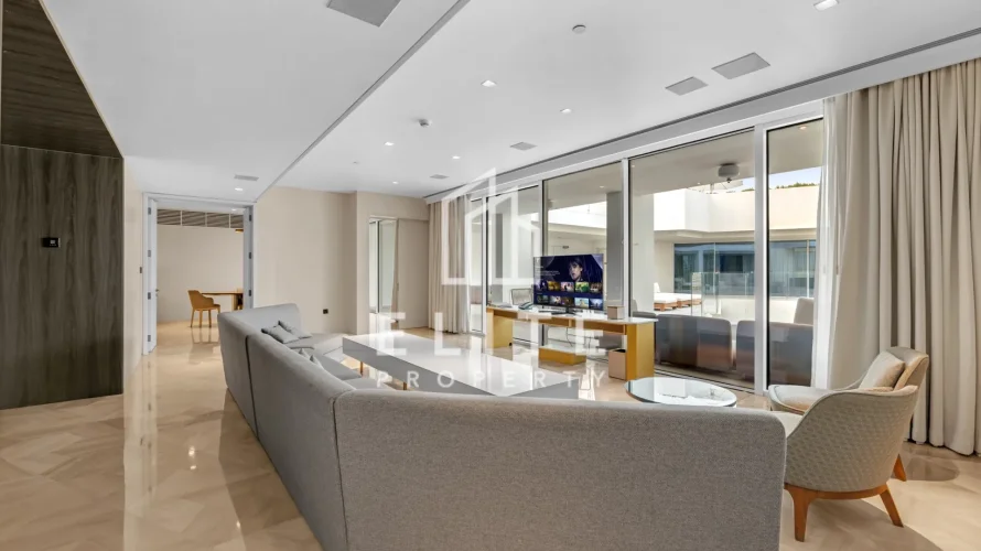 Apartamento de 4 dormitorios en FIVE Palm Jumeirah, UAE No. 1141 № 23