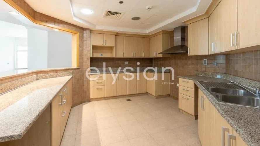 Apartamento de 3 dormitorios en Shoreline Apartments, UAE No. 509 № 16