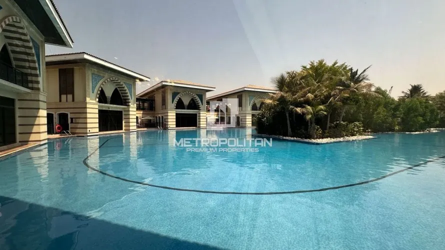 Villa de 5 dormitorios en Palm Jumeirah, UAE No. 381 № 11