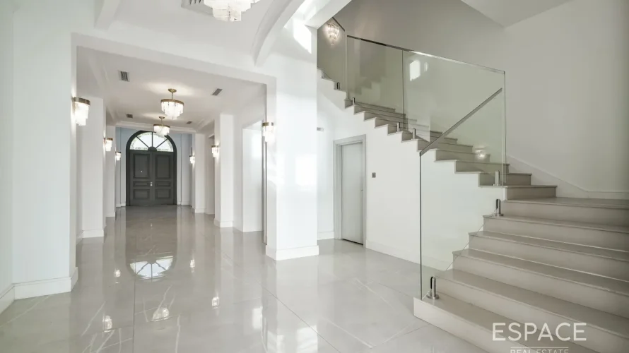 Villa de 5 dormitorios en Palm Jumeirah, UAE No. 883 № 4