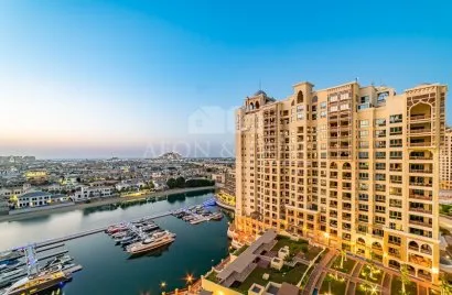 Apartamento de 2 dormitorios en Palm Jumeirah, UAE No. 824