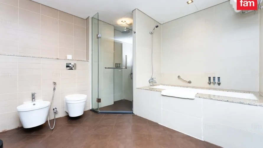 Apartamento de 2 dormitorios en Palm Jumeirah, UAE No. 1080 № 3