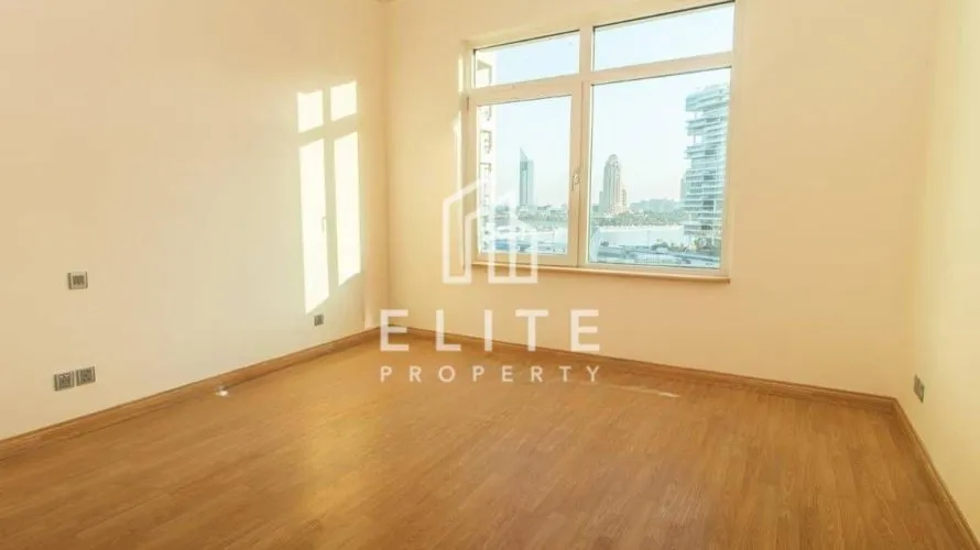 Apartamento de 3 dormitorios en Shoreline Apartments, UAE No. 1147 № 1