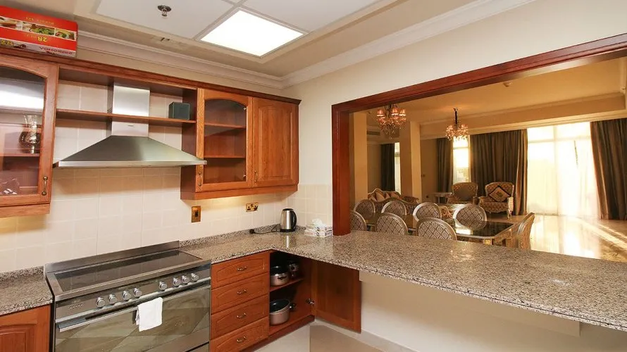 Villa de 4 dormitorios en The Crescent, UAE No. 805