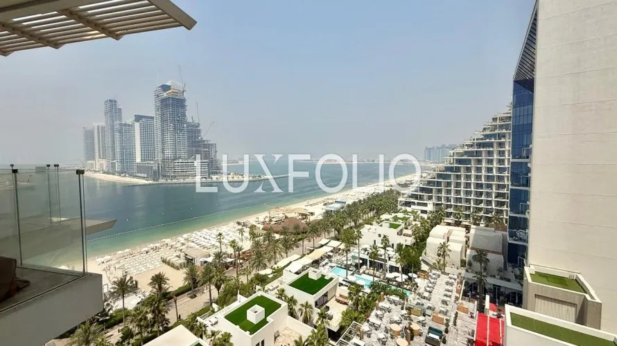 Apartamento de 3 dormitorios en FIVE Palm Jumeirah, UAE No. 645 № 2