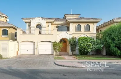 Villa de 5 dormitorios en Palm Jumeirah, UAE No. 887