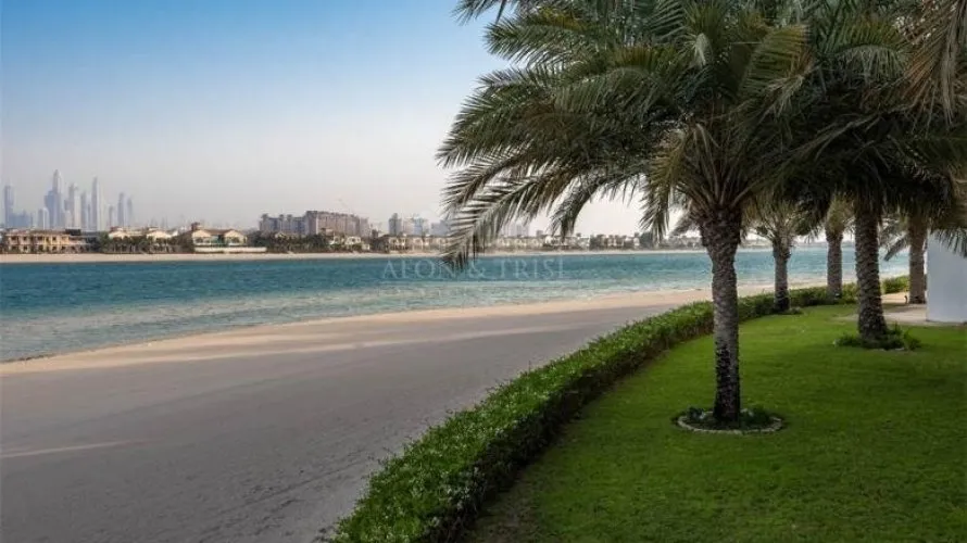 Villa de 7 dormitorios en Signature Villas, UAE No. 820 № 2