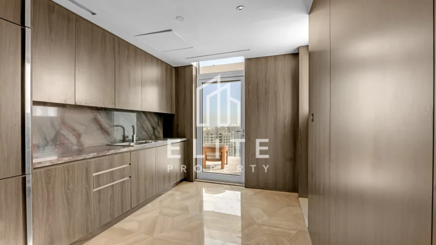 Apartamento de 4 dormitorios en FIVE Palm Jumeirah, UAE No. 1141 № 8