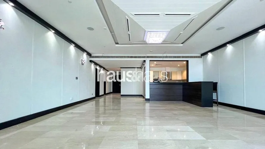 Apartamento de 2 dormitorios en Oceana, UAE No. 611