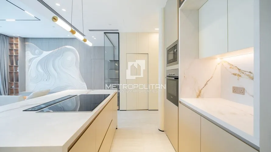 Apartamento de 2 dormitorios en Oceana, UAE No. 1026 № 1