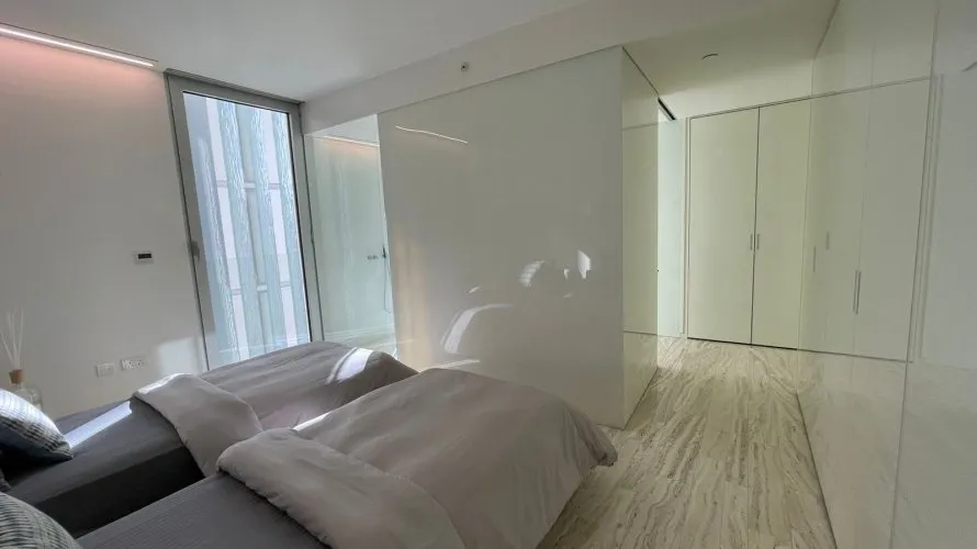 Apartamento de 2 dormitorios en The Crescent, UAE No. 814 № 3