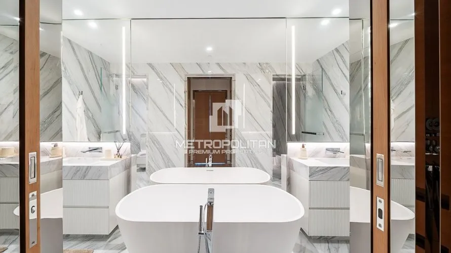 Apartamento de 2 dormitorios en Palm Jumeirah, UAE No. 989 № 17