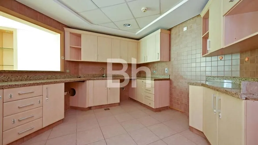Apartamento de 3 dormitorios en Palm Jumeirah, UAE No. 772 № 10