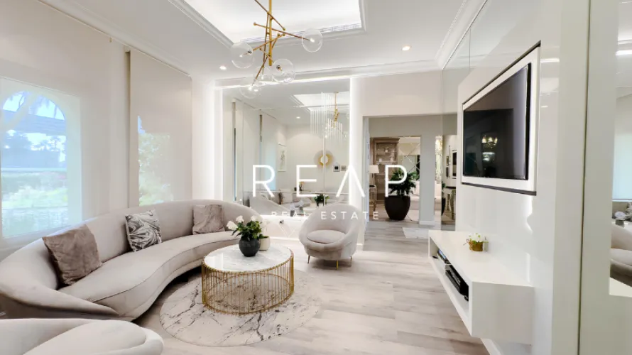 Villa de 3 dormitorios en Canal Cove Villas, UAE No. 357 № 9